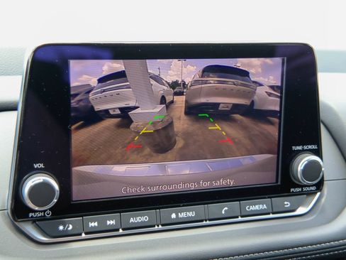 New 2026 Nissan Rogue SV FWD image 4