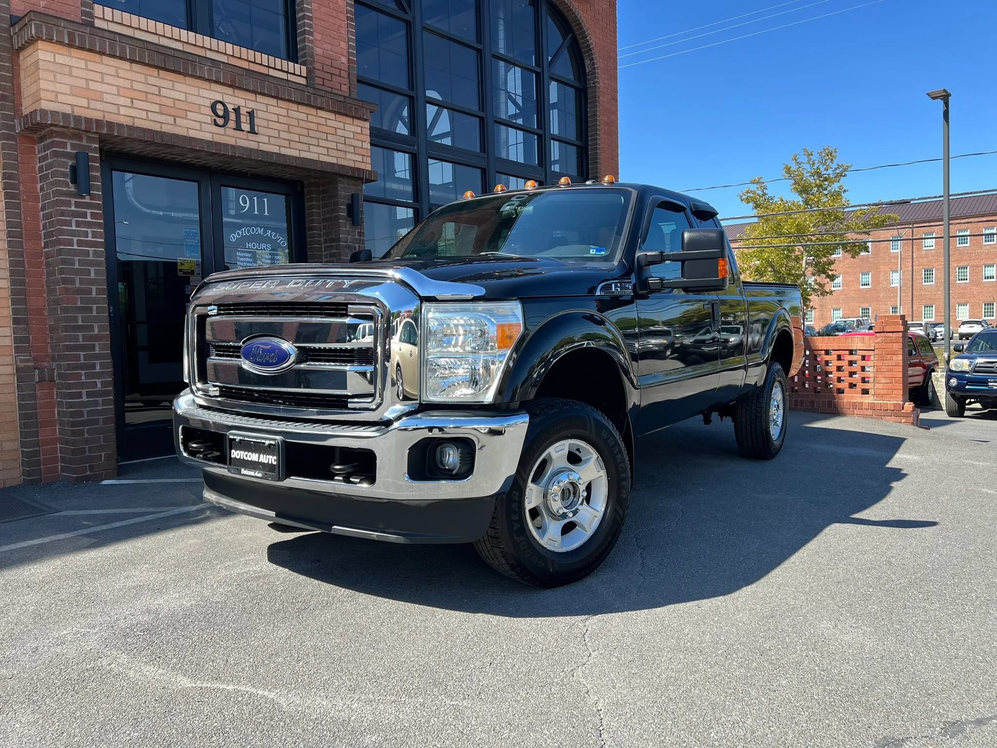 Used 2012 Ford F250 XLT w/ XLT Value Pkg AWD/4WD image 2
