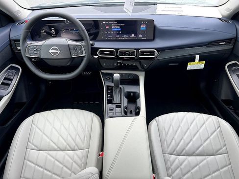 New 2026 Nissan Sentra SL image 9