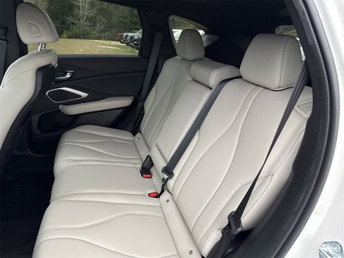 Used 2025 Acura RDX SH-AWD image 26