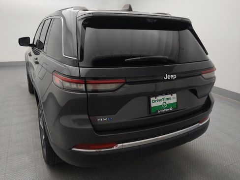 Used 2022 Jeep Grand Cherokee Limited 4xe w/ Luxury Tech Group II AWD/4WD image 6