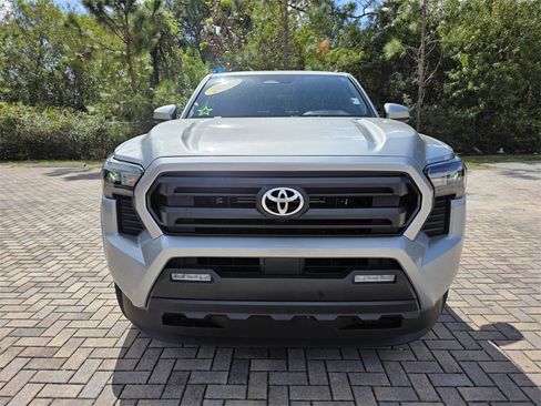 Certified 2024 Toyota Tacoma SR5 image 2
