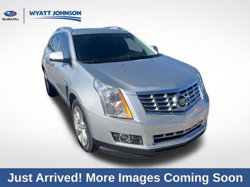 Used 2016 Cadillac SRX Performance image 3
