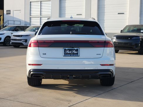 Used 2026 Audi Q8 Premium Plus AWD/4WD image 6