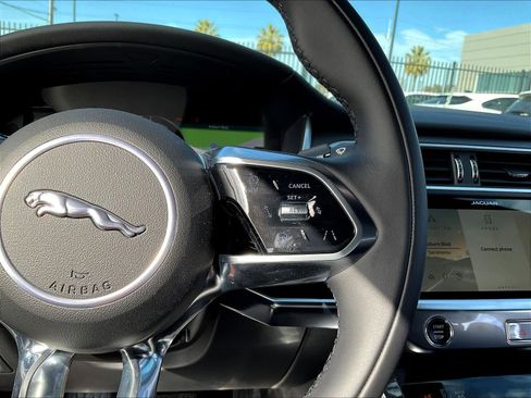 New 2024 Jaguar I-PACE R-Dynamic HSE image 17