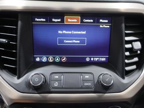 Used 2020 GMC Acadia Denali w/ Technology Package AWD/4WD image 26