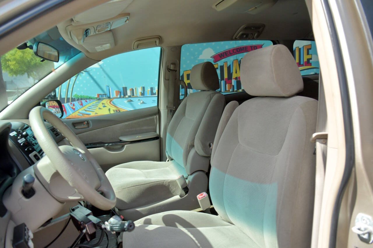 Used 2005 Toyota Sienna LE w/ Assistance Pkg 2 FWD image 20