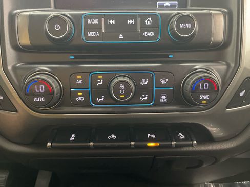 Used 2019 Chevrolet Silverado 1500 LT w/ All Star Edition AWD/4WD image 5