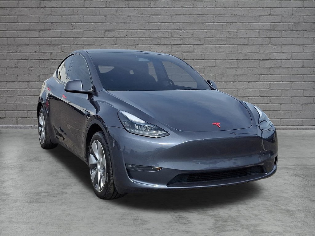 Used 2023 Tesla Model Y Long Range AWD/4WD image 2
