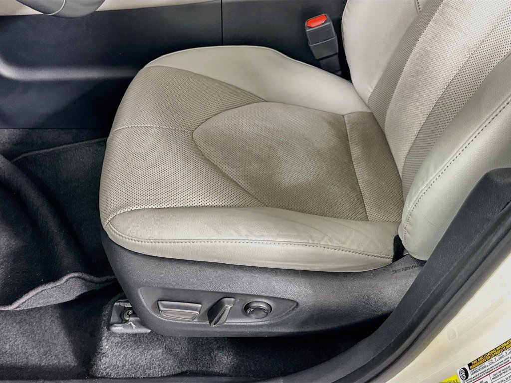 Certified 2024 Toyota Grand Highlander AWD Hybrid image 19