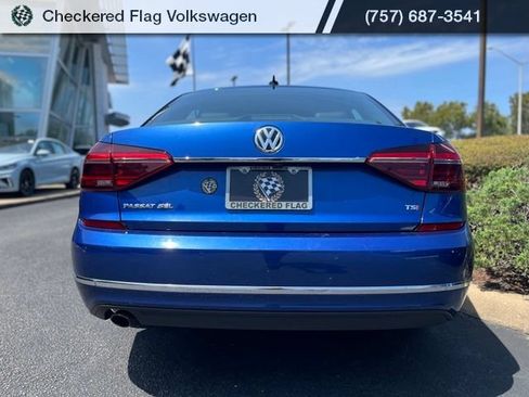 Used 2017 Volkswagen Passat 1.8T SEL Premium FWD image 11
