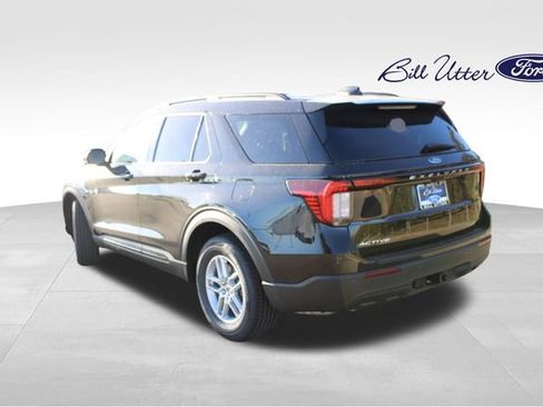 New 2026 Ford Explorer Active image 4