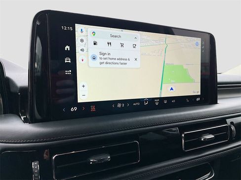 Used 2025 Lincoln Aviator Reserve w/ Equipment Group 201A image 13