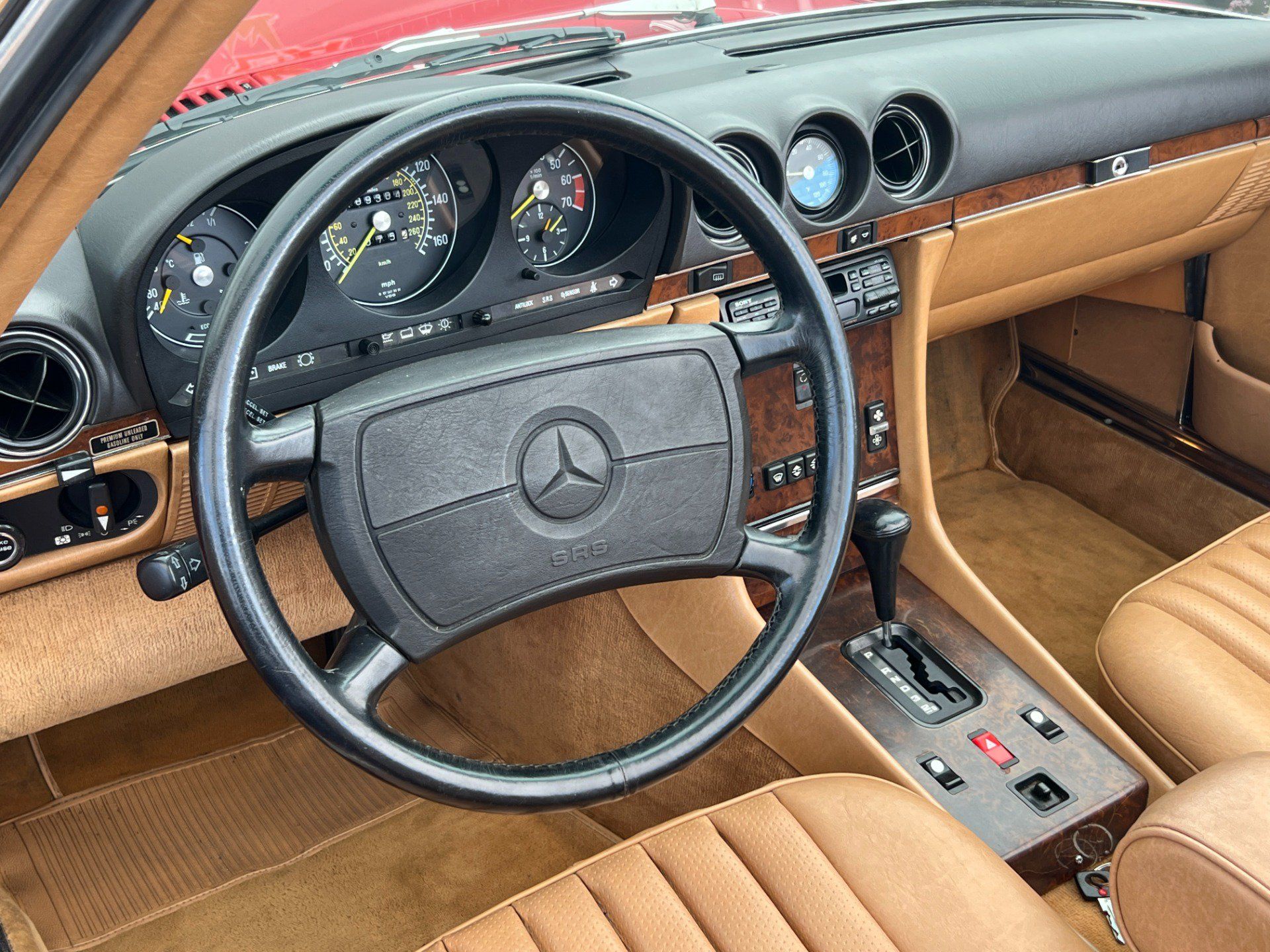 Used 1987 Mercedes-Benz 560 SL image 16