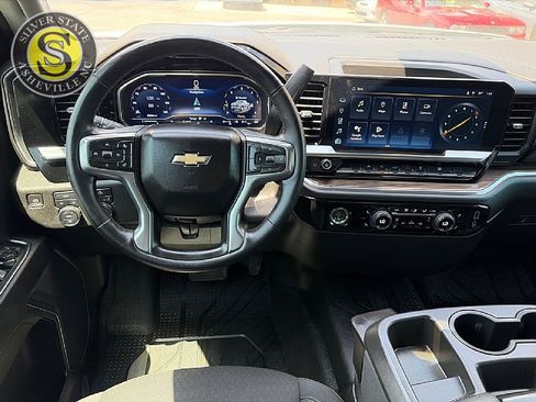 Used 2023 Chevrolet Silverado 1500 LT AWD/4WD image 24