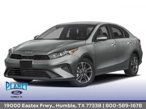 Used 2024 Kia Forte LXS FWD image 1