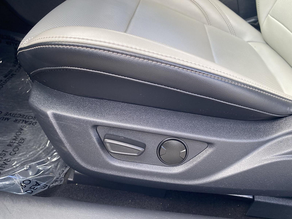 Used 2024 Ford Mustang Premium RWD image 24