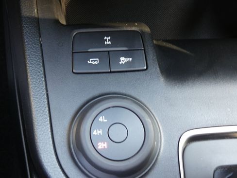 Used 2022 Ford Ranger XLT w/ Equipment Group 301A Mid image 22