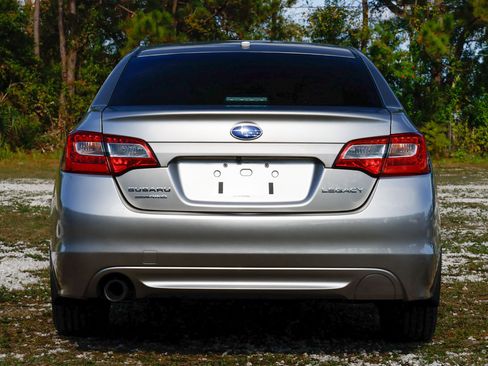 Used 2015 Subaru Legacy 2.5i Premium w/ Moonroof Package image 9