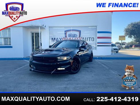 Used 2015 Dodge Charger R/T image 1