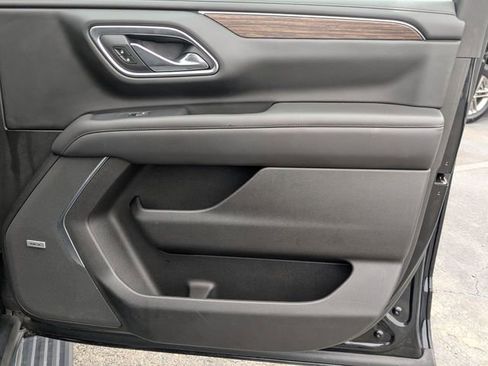 Used 2021 Chevrolet Tahoe High Country w/ Premium Package image 40