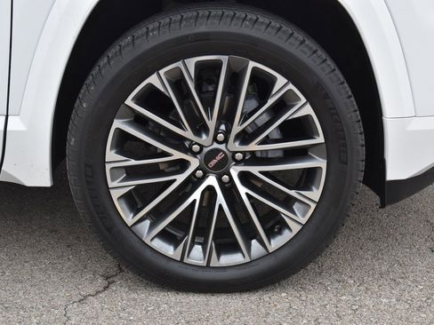 Used 2026 GMC Terrain Denali w/ LPO, Floor Liner Package image 4