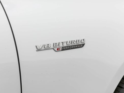 Used 2025 Mercedes-Benz S 63 AMG S w/ Rear Seat Package image 61