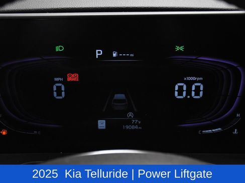 Used 2025 Kia Telluride S FWD image 12