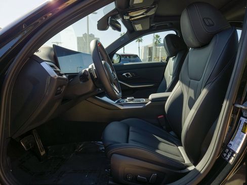 Used 2025 BMW M340i xDrive w/ Premium Package image 10