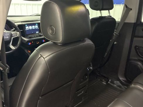 Used 2017 GMC Acadia SLT image 35