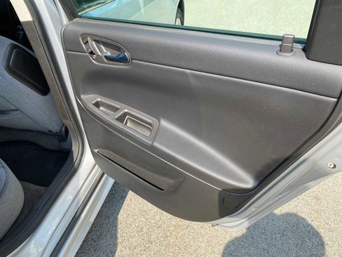 Used 2014 Chevrolet Impala LT image 29