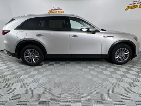 Certified 2025 MAZDA CX-90 Plug-In Hybrid w/ Preferred AWD/4WD image 8