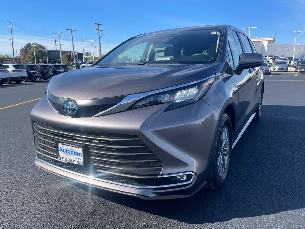Used 2024 Toyota Sienna XLE AWD/4WD 360° Tour