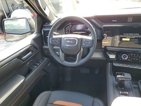 New 2026 GMC Sierra 1500 AT4 w/ AT4 Premium Package AWD/4WD image 14