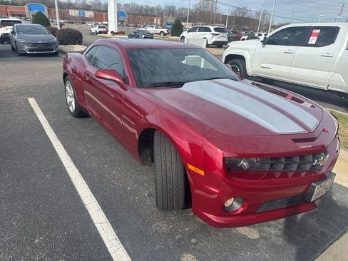 Used 2010 Chevrolet Camaro SS w/ RS Package image 2