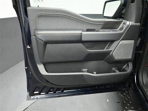 Used 2024 Ford F150 Lightning Lariat image 21