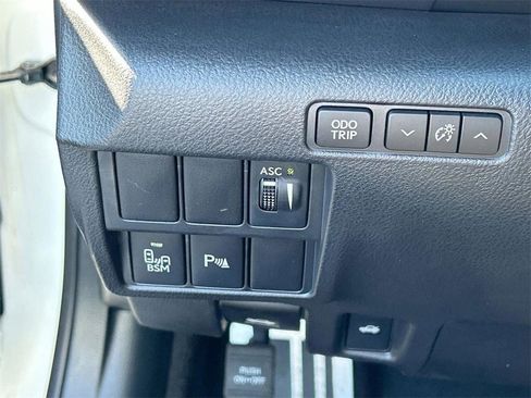 Used 2016 Lexus RC 200t image 19