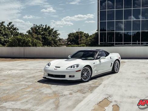 Used 2011 Chevrolet Corvette ZR1 w/ Preferred Equipment Group RWD image 43