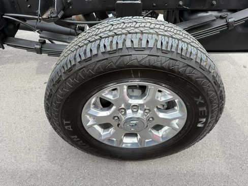 Used 2024 RAM 3500 Laramie AWD/4WD image 16