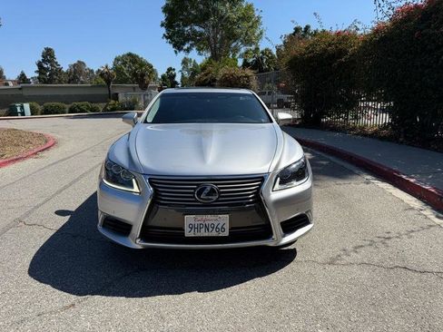 Used 2015 Lexus LS 460 L w/ Ultra Luxury Package AWD/4WD image 2