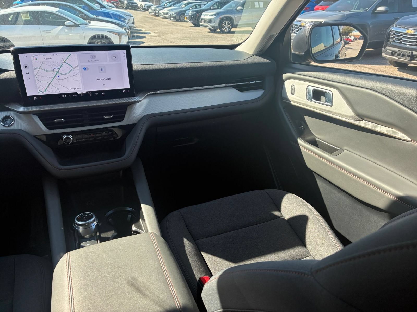 Used 2026 Ford Explorer Active AWD/4WD image 30