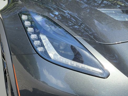 Used 2017 Chevrolet Corvette Grand Sport w/ Carbon Flash Badge Package RWD image 31