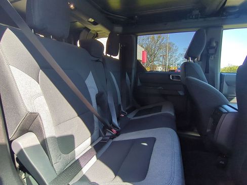 Used 2025 Ford Bronco Big Bend image 30