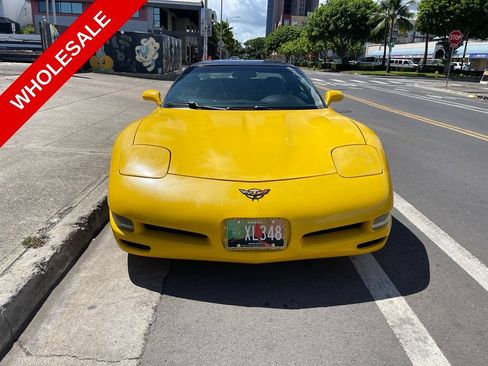 Used 2003 Chevrolet Corvette Coupe RWD image 2