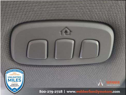 Used 2024 Ford Explorer XLT w/ Equipment Group 202A AWD/4WD image 31