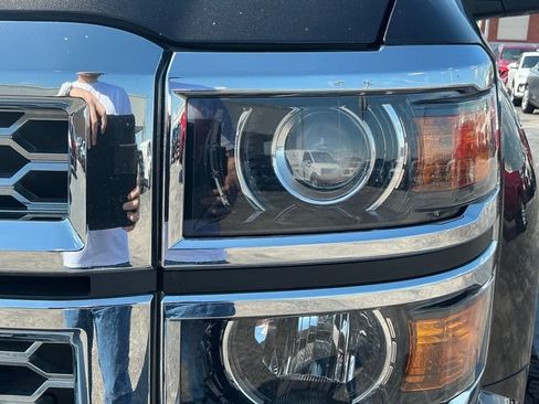 Used 2015 Chevrolet Silverado 1500 LTZ w/ Driver Alert Package AWD/4WD image 11