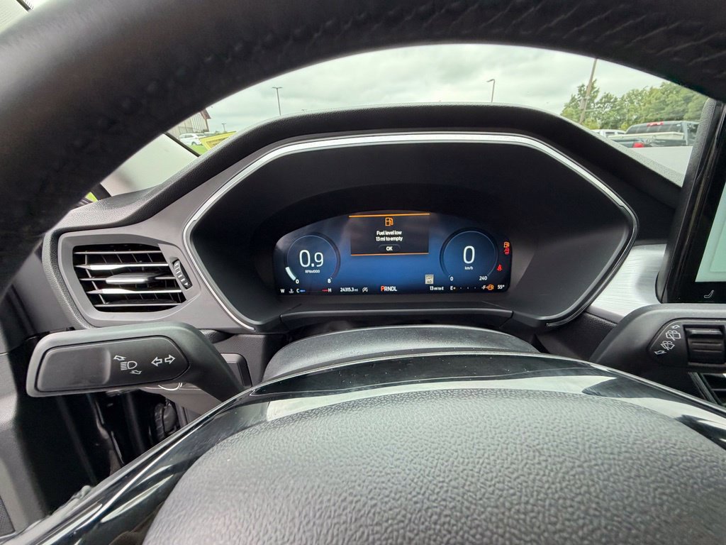 Used 2025 Ford Escape Platinum AWD/4WD image 26