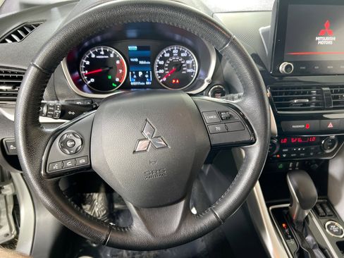 Used 2023 Mitsubishi Eclipse Cross SE image 11