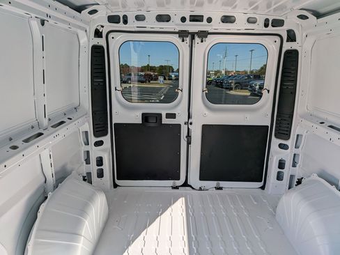 New 2026 RAM ProMaster 1500 w/ Convenience Group FWD image 24
