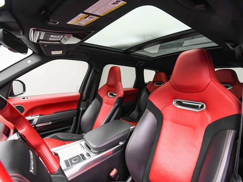 Used 2022 Land Rover Range Rover Sport SVR image 50
